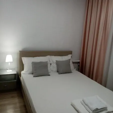 Apartament Haritina * קונסטנצה
